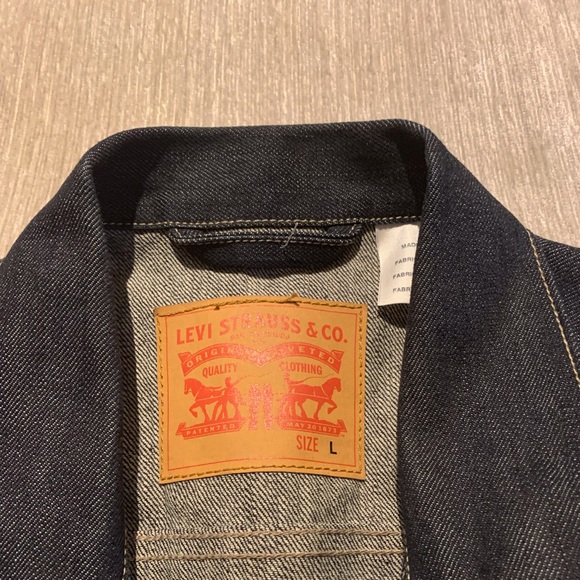 Large Levi’s denim vest dark blue - Picture 3 of 12